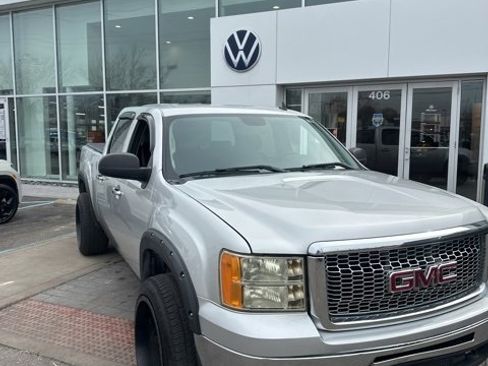 Used 2010 GMC Sierra 1500 SLE image 15