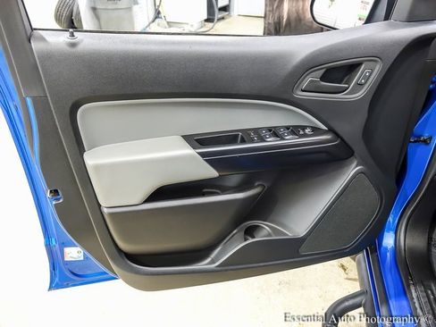 Used 2022 Chevrolet Colorado W/T w/ Custom Special Edition image 19