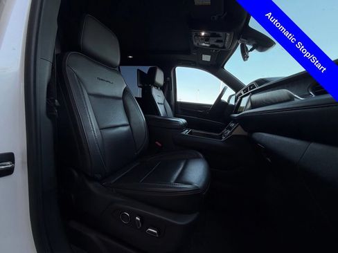 Used 2022 GMC Yukon XL Denali w/ Denali Ultimate Package AWD/4WD image 25