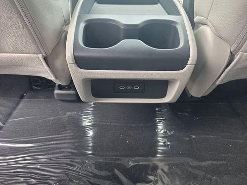 New 2026 Honda Odyssey Touring image 14