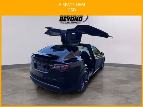 Used 2023 Tesla Model X image 6