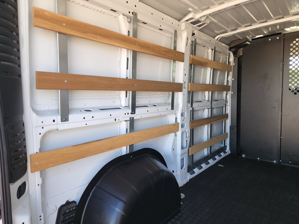 Used 2025 RAM ProMaster 2500 w/ U-Haul Equipment Group FWD image 14