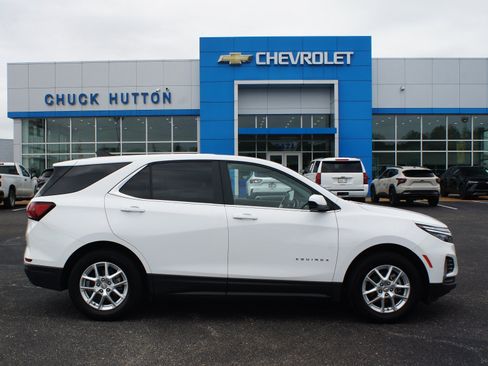 Certified 2024 Chevrolet Equinox LT FWD image 1