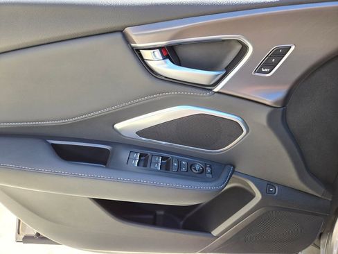 Certified 2025 Acura RDX SH-AWD image 22