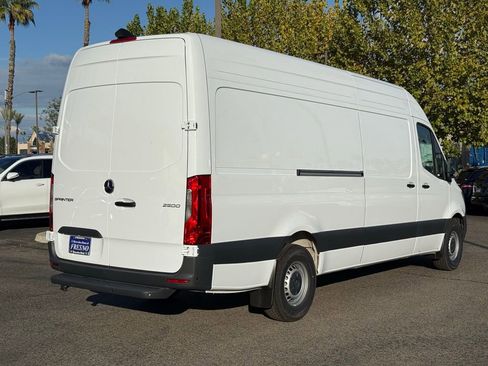New 2026 Mercedes-Benz Sprinter 2500 image 7