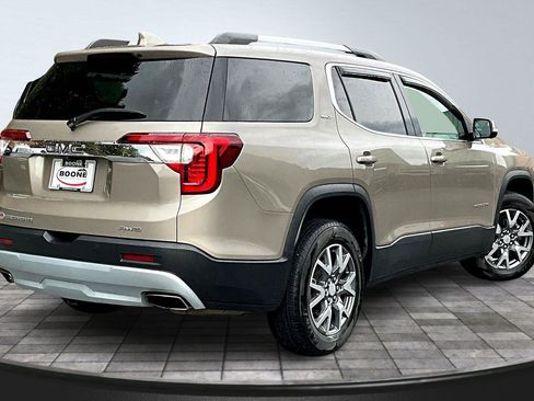 Used 2022 GMC Acadia SLT w/ Technology Package image 14