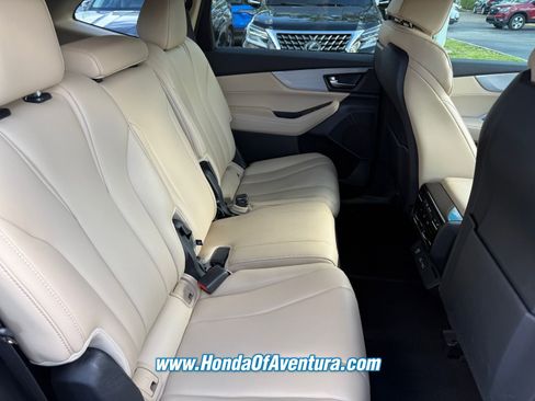 Used 2023 Acura MDX FWD image 11