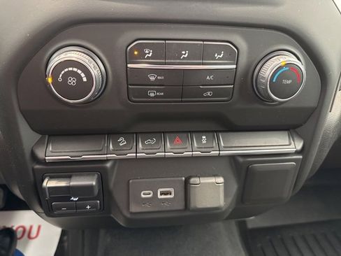 Used 2021 Chevrolet Silverado 1500 Custom Trail Boss w/ LPO, Dark Essentials Package image 19