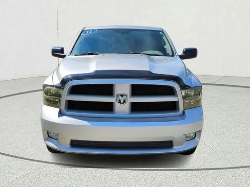 Used 2012 RAM 1500 Express RWD image 2