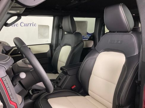 New 2026 Ford Bronco Outer Banks w/ Sasquatch Package AWD/4WD image 14