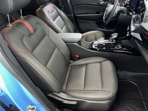 Certified 2024 Chevrolet Trax RS w/ Driver Confidence Package image 28