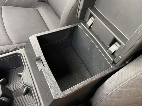 Used 2025 Toyota Tacoma SR image 25