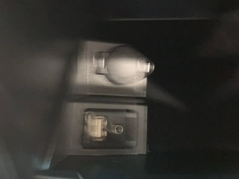 Used 2016 Toyota Camry LE image 17