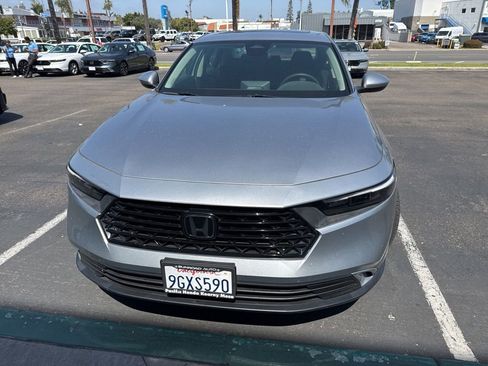 Used 2023 Honda Accord EX image 9