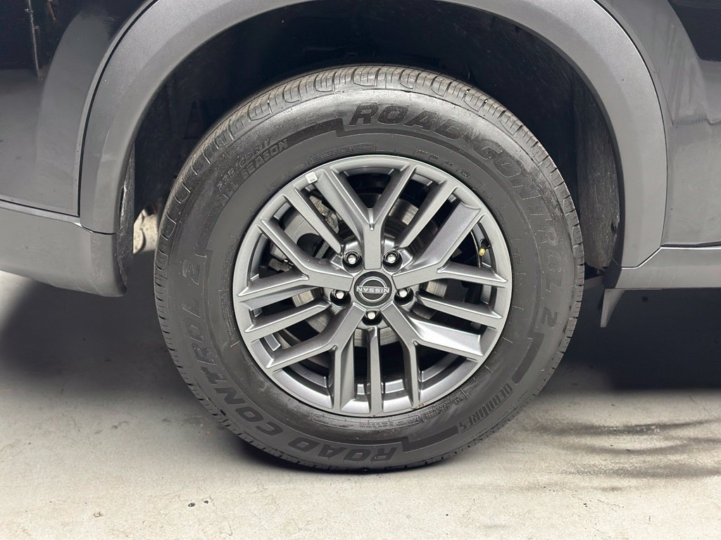 Used 2024 Nissan Rogue S AWD/4WD image 38