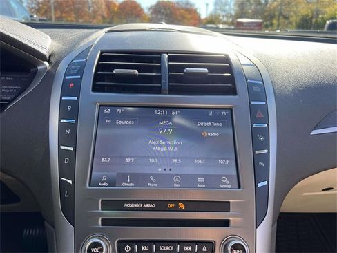 Used 2020 Lincoln MKZ Reserve w/ Elements Package image 21