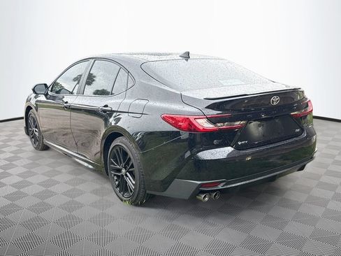 Used 2026 Toyota Camry SE FWD image 8