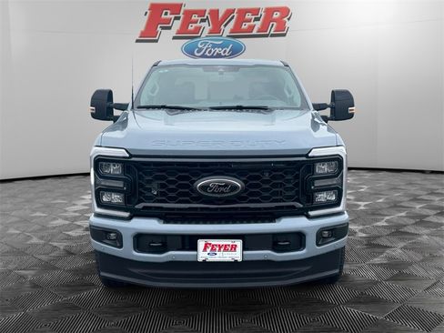 New 2026 Ford F350 Lariat w/ Black Appearance Package image 2