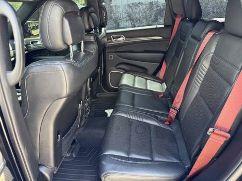 Used 2018 Jeep Grand Cherokee Trackhawk AWD/4WD image 19