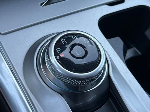 Certified 2022 Ford Explorer XLT w/ Equipment Group 202A image 22