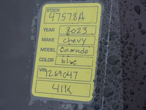 Used 2023 Chevrolet Colorado LT w/ LT Convenience Package II AWD/4WD image 37