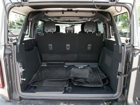 Used 2025 Ford Bronco Badlands w/ Sasquatch Package AWD/4WD image 18