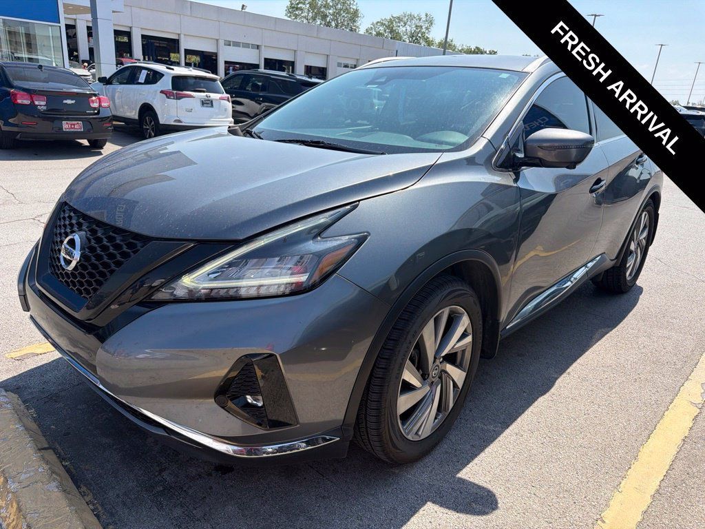 Used 2020 Nissan Murano SL w/ Cargo Package FWD image 2