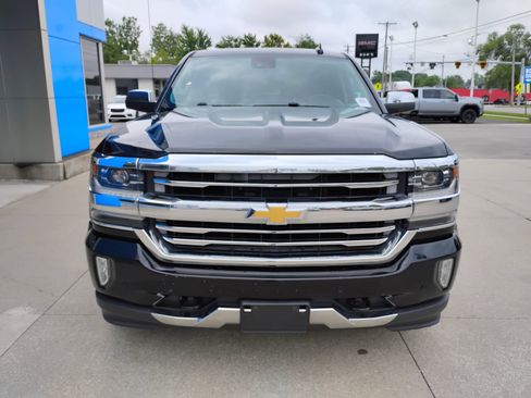 Used 2017 Chevrolet Silverado 1500 High Country w/ High Desert Package AWD/4WD image 14