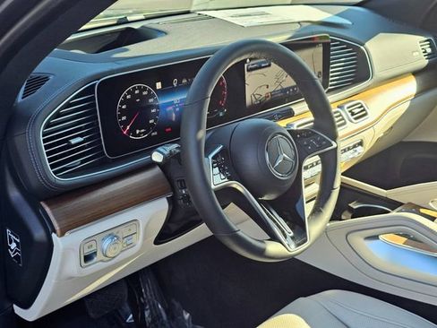 New 2026 Mercedes-Benz GLE 450 4MATIC image 13