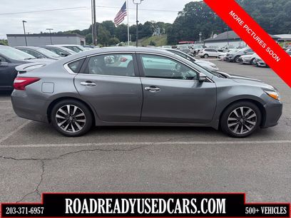 Used 2016 Nissan Altima 2.5 SL w/ 2.5 Technology Package