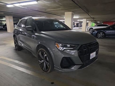Used 2023 Audi Q3 2.0T Premium Plus w/ Premium Plus Package AWD/4WD image 3