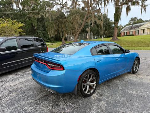 Used 2016 Dodge Charger SXT w/ Rallye Group RWD image 5