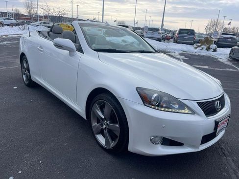 Used 2011 Lexus IS 250C w/ Luxury Pkg image 4