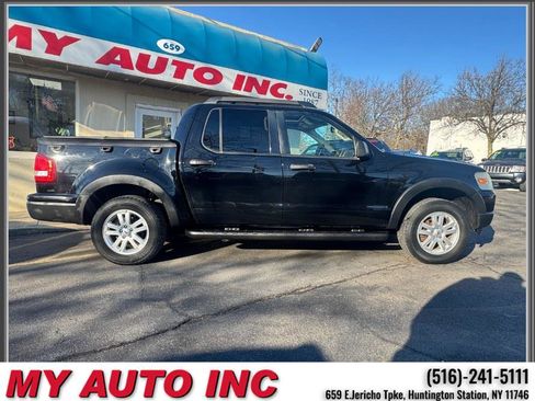 Used 2010 Ford Explorer Sport Trac XLT image 3