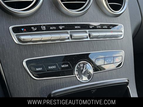 Used 2019 Mercedes-Benz C 300 4MATIC Sedan image 29