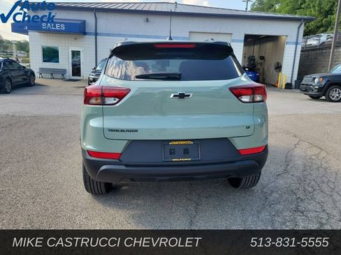 Used 2026 Chevrolet TrailBlazer LT w/ Midnight Edition FWD image 4