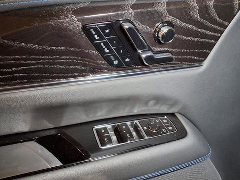 New 2026 Cadillac Escalade IQ Luxury 1 image 16