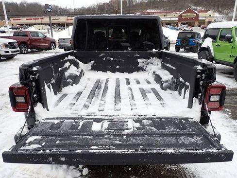 New 2026 Jeep Gladiator Sport AWD/4WD image 6