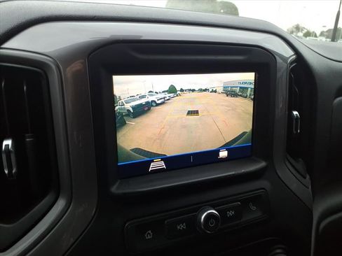 Used 2021 Chevrolet Silverado 2500 Custom image 24