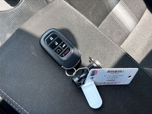 Used 2025 Honda Civic Sport image 12