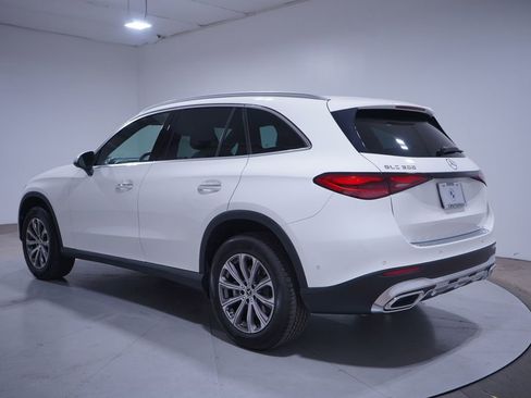 Used 2023 Mercedes-Benz GLC 300 image 3