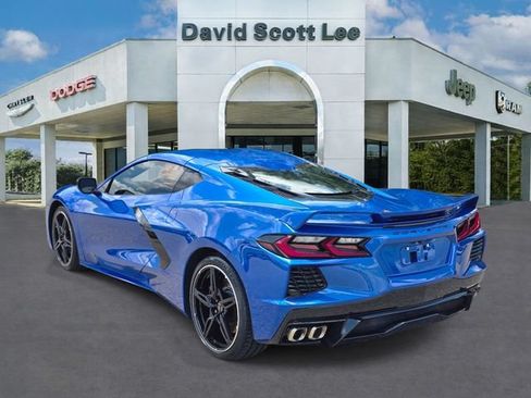 Used 2023 Chevrolet Corvette Stingray Coupe w/ Z51 Performance Package RWD image 10