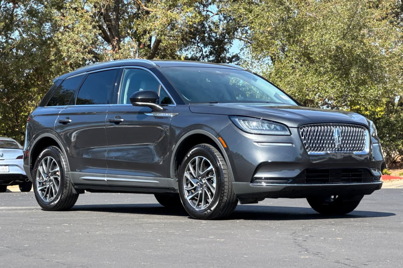 Used 2020 Lincoln Corsair AWD w/ Equipment Group 101A image 9