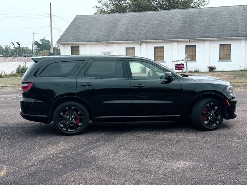 Used 2025 Dodge Durango AWD image 4