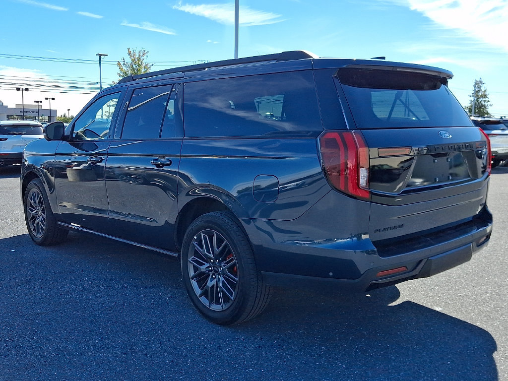 Used 2025 Ford Expedition Max Platinum w/ Stealth Performance Package AWD/4WD image 4