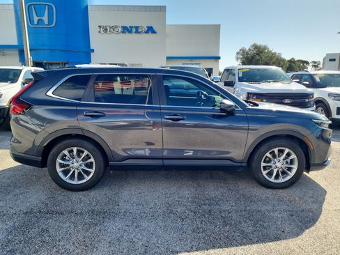 Used 2025 Honda CR-V EX image 8