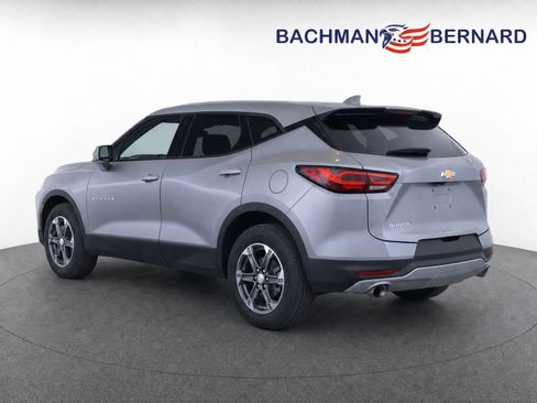 Used 2025 Chevrolet Blazer LT FWD image 5