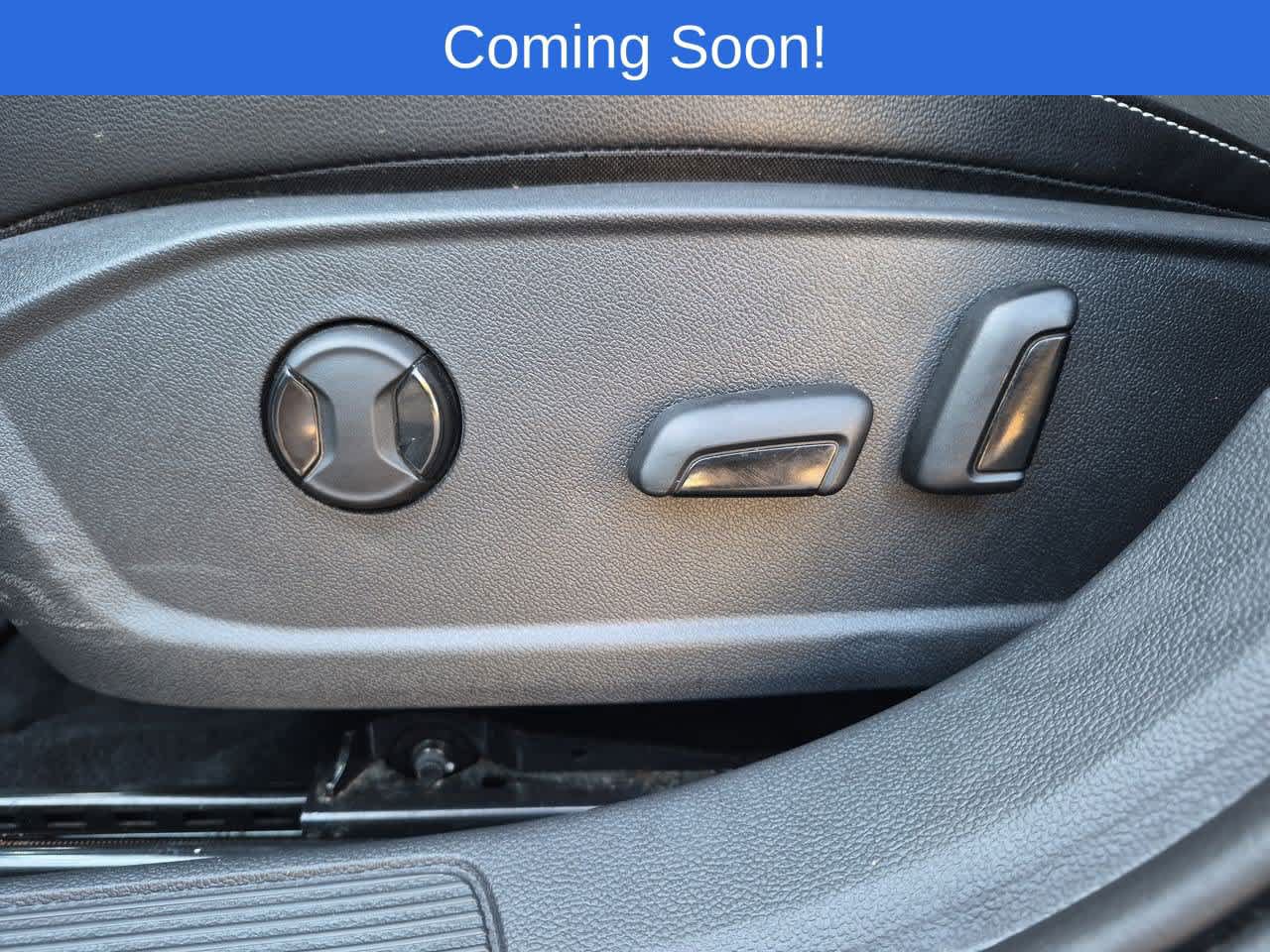 Used 2023 Volkswagen Jetta SE FWD image 17
