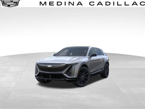 New 2026 Cadillac Lyriq Sport w/ LPO, ONYX Package image 8