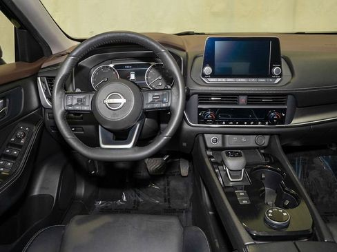 Certified 2023 Nissan Rogue SV w/ SV Premium B Package image 7